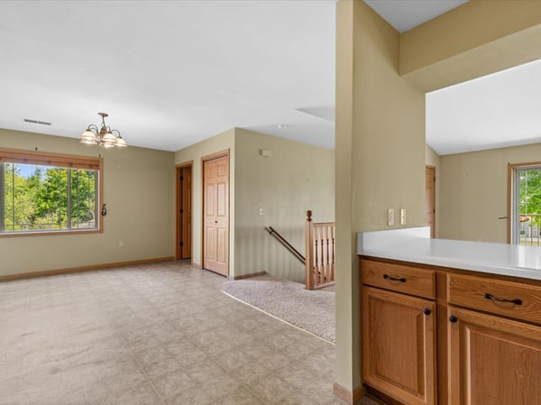 961 Spring Ct, West Bend, WI