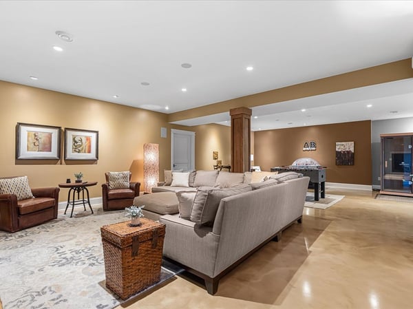 2177 Elsies Dr, Richfield, WI