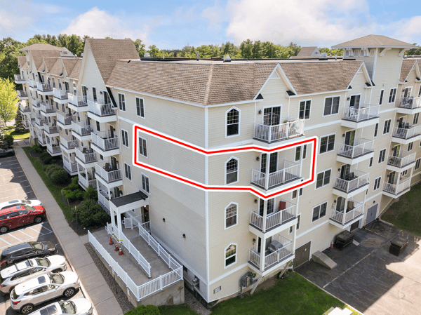 #335 - Corner Unit on 3rd Floor