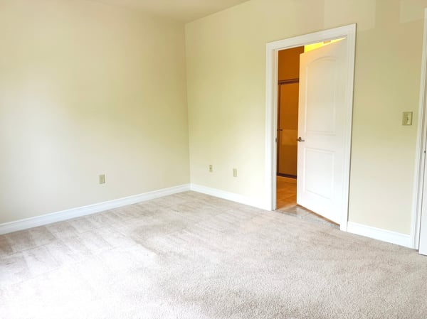 Bedroom 2 w/ Private Entrance to Full Bath