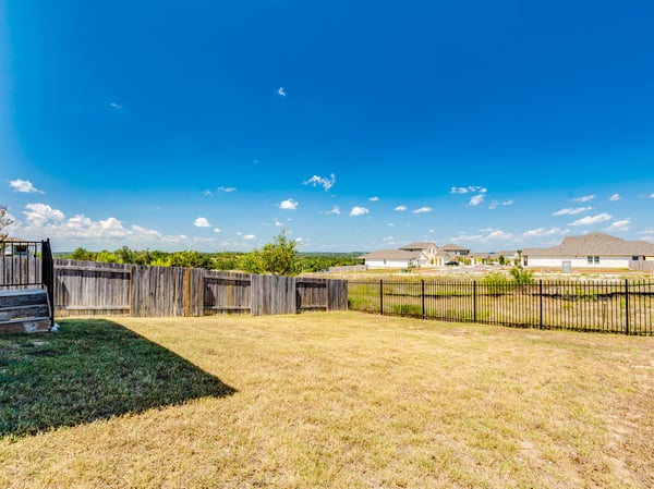 318 Victoria Peak Loop, Dripping Springs, TX
