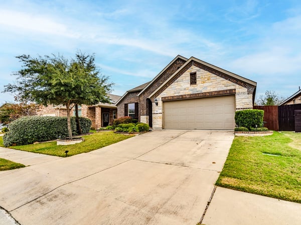 713 Vista Gardens, Buda, TX
