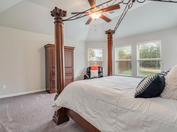 713 Vista Gardens, Buda, TX