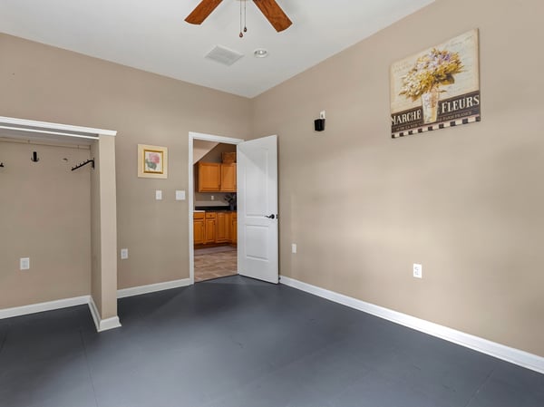 183 LaGrange Ave, Kilmarnock, VA