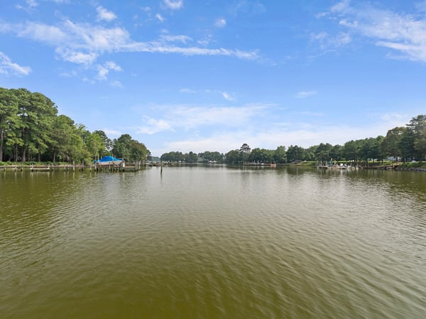 183 LaGrange Ave, Kilmarnock, VA