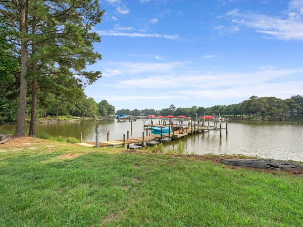 183 LaGrange Ave, Kilmarnock, VA