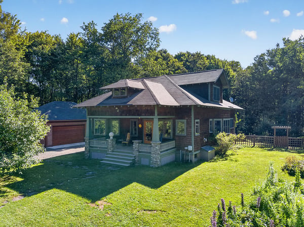 ONE OF A KIND. 4 BR, 2 Bath BESPOKE ARTS & CRAFTS