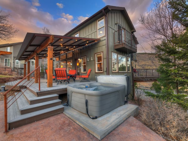 385 Vasquez Ct, Lyons, CO