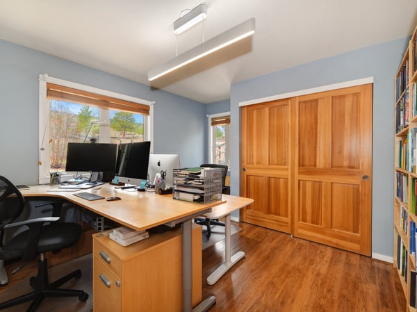 385 Vasquez Ct, Lyons, CO