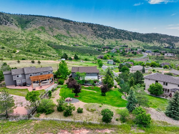 385 Vasquez Ct, Lyons, CO