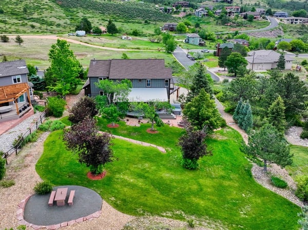 385 Vasquez Ct, Lyons, CO