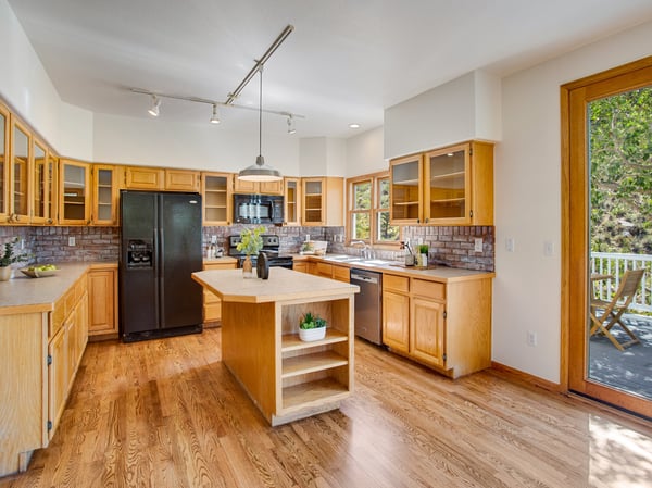 9 Eagle Nest Lane, Lyons, CO