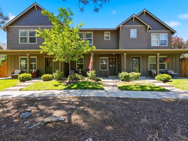 950 N HINDEMAN AVE, Sisters, OR