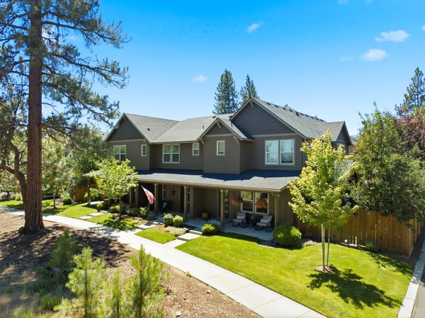 950 N HINDEMAN AVE, Sisters, OR