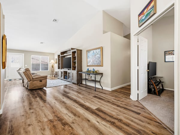 8021 Canyon Wren Ave., Las Vegas, NV