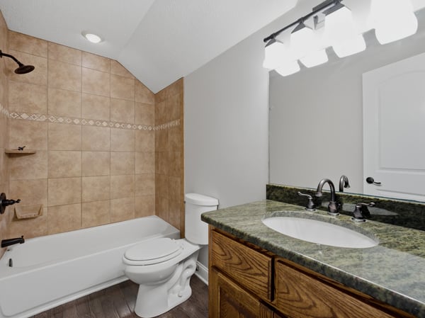 Guest bathroom upstairs