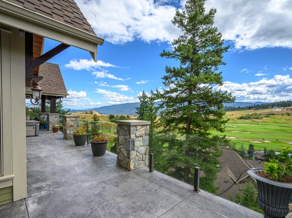 Enjoy breathtaking mountain eastern views from this spacious patio, perfect for morning coffee, outdoor gatherings, and relaxation.