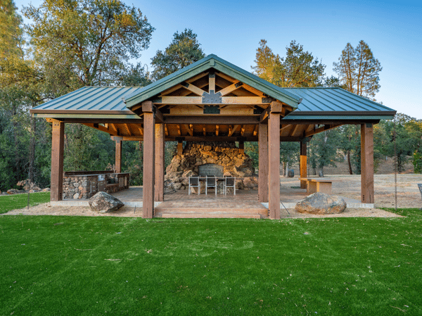8499 Simmons Road, Redding, CA