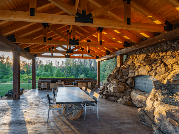 8499 Simmons Road, Redding, CA