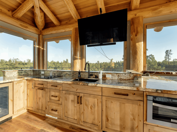 8499 Simmons Road, Redding, CA