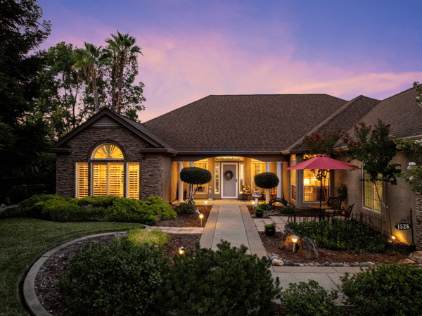 1526 Gold Hills Drive, Redding, CA