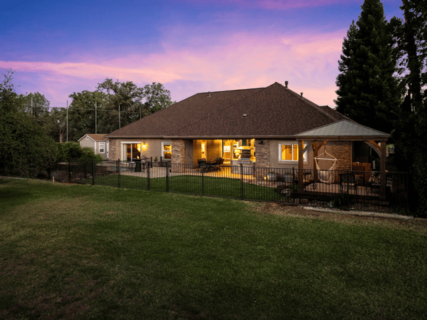 1526 Gold Hills Drive, Redding, CA