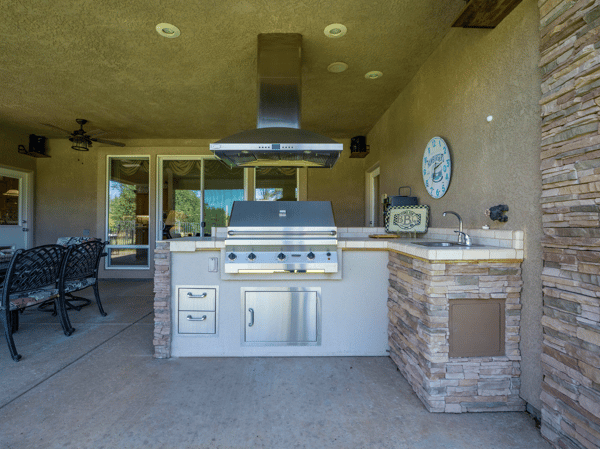 1526 Gold Hills Drive, Redding, CA