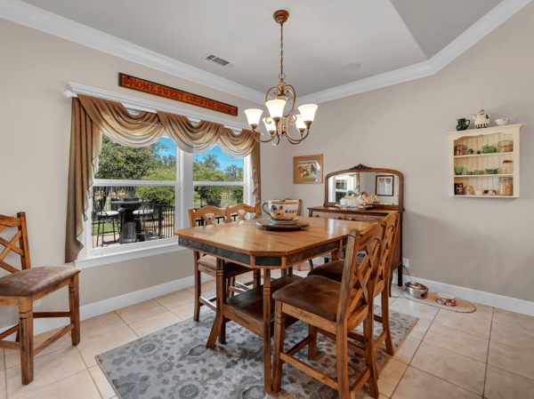1526 Gold Hills Drive, Redding, CA