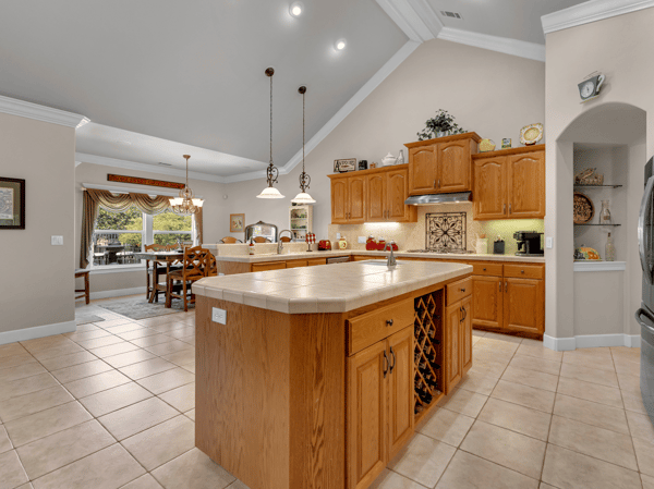 1526 Gold Hills Drive, Redding, CA