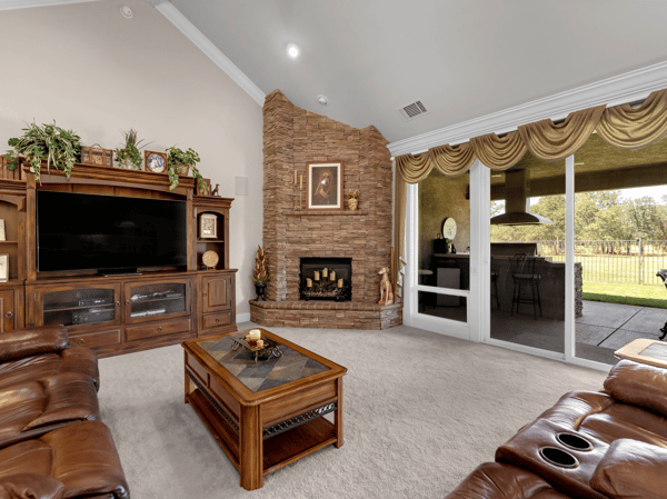 1526 Gold Hills Drive, Redding, CA