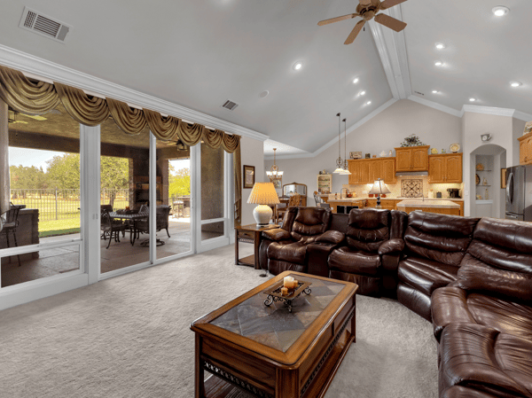 1526 Gold Hills Drive, Redding, CA