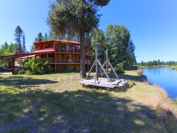 54685 Silver Fox Drive, Bend, OR