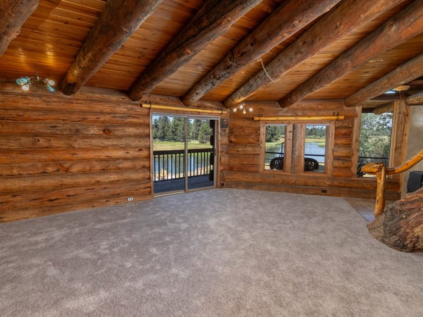 54685 Silver Fox Drive, Bend, OR