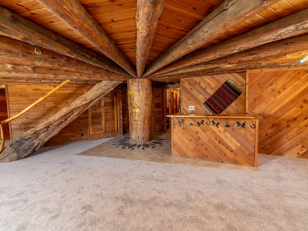 54685 Silver Fox Drive, Bend, OR