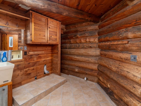 54685 Silver Fox Drive, Bend, OR