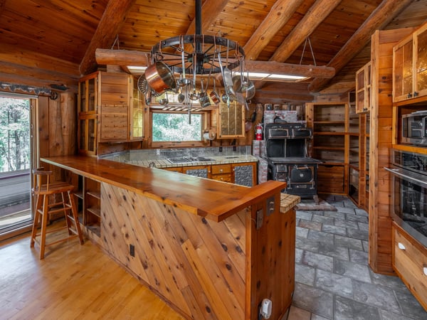 54685 Silver Fox Drive, Bend, OR