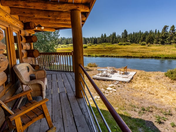 54685 Silver Fox Drive, Bend, OR