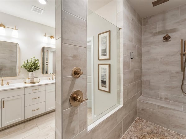 124 Everley Walk, Alpharetta, GA