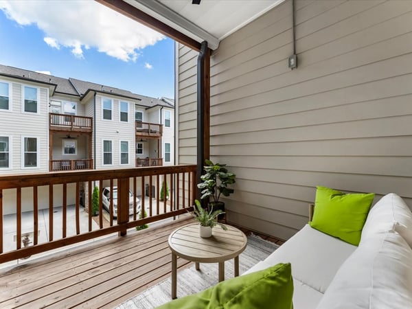 124 Everley Walk, Alpharetta, GA
