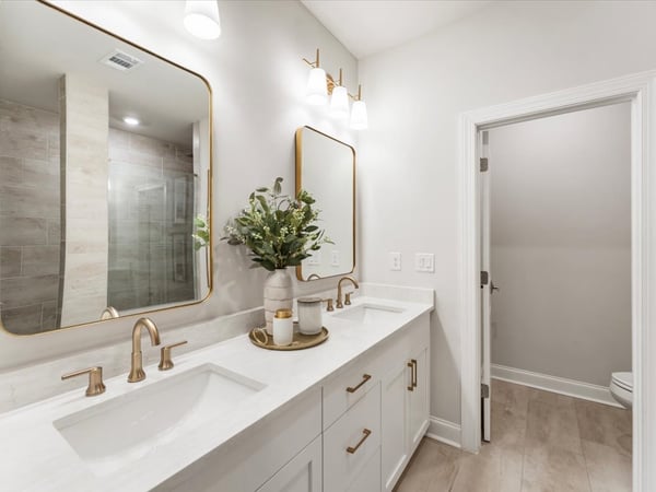 124 Everley Walk, Alpharetta, GA