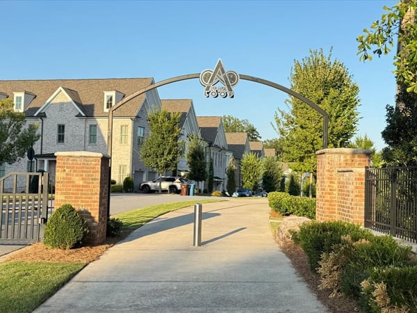124 Everley Walk, Alpharetta, GA