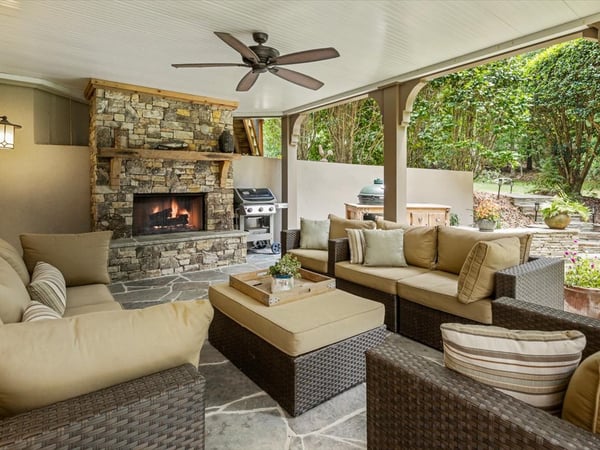 555 Treyburn View, Milton, GA