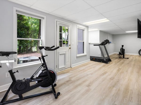 555 Treyburn View, Milton, GA