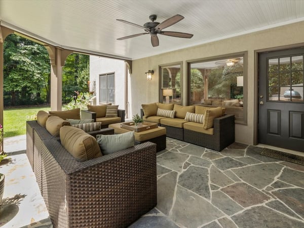 555 Treyburn View, Milton, GA