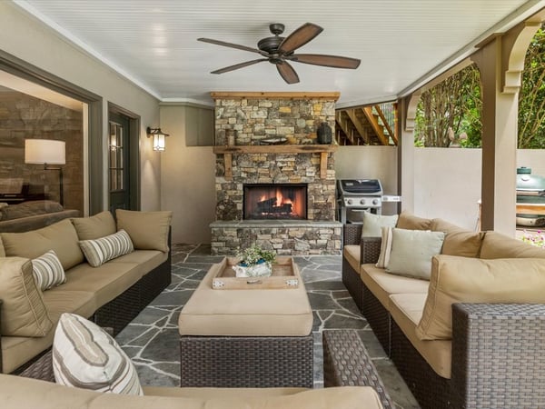 555 Treyburn View, Milton, GA