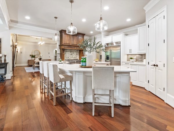 1310 Cashiers Way, Roswell, GA