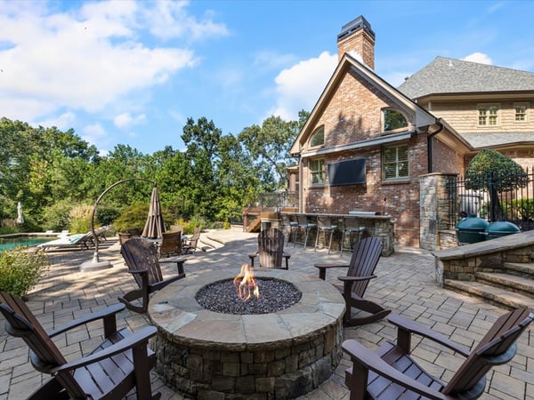 1310 Cashiers Way, Roswell, GA
