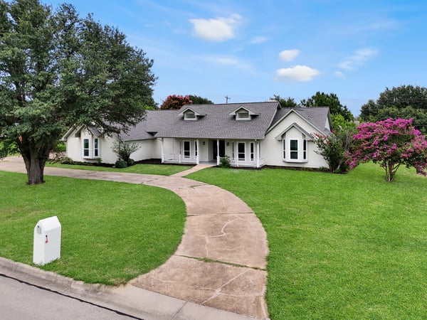 3128 Darby Ln, Denton, TX