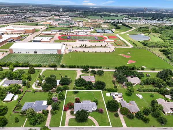 3128 Darby Ln, Denton, TX