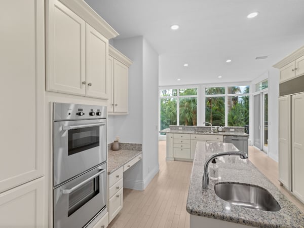 5919 Gulf of Mexico Dr, Longboat Key, FL